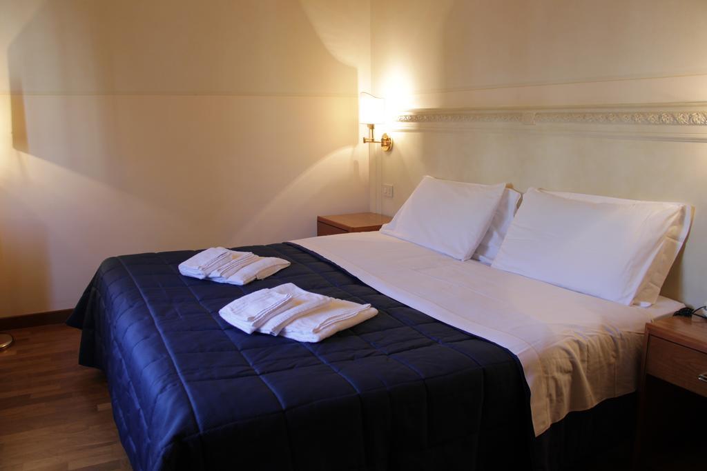Hotel Posta เชชินา ภายนอก รูปภาพ