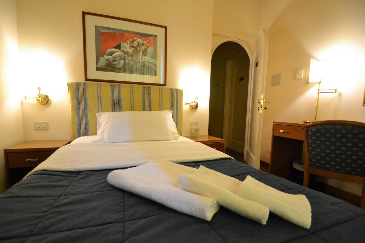 Hotel Posta เชชินา ภายนอก รูปภาพ