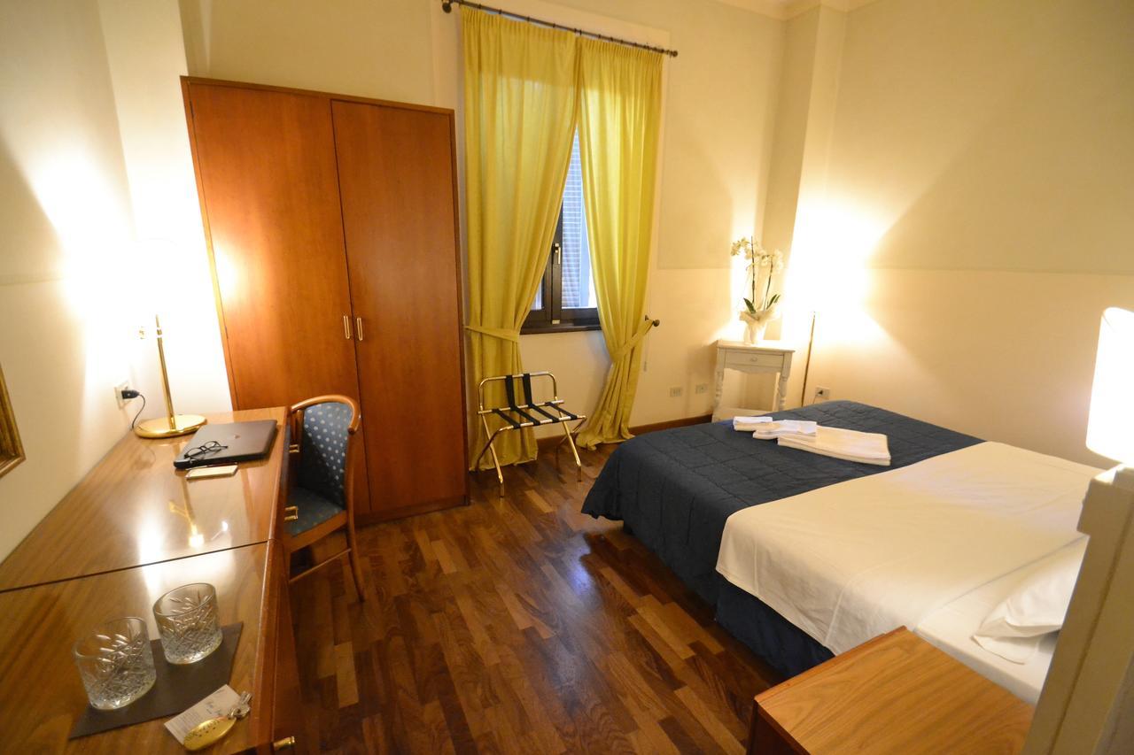 Hotel Posta เชชินา ภายนอก รูปภาพ