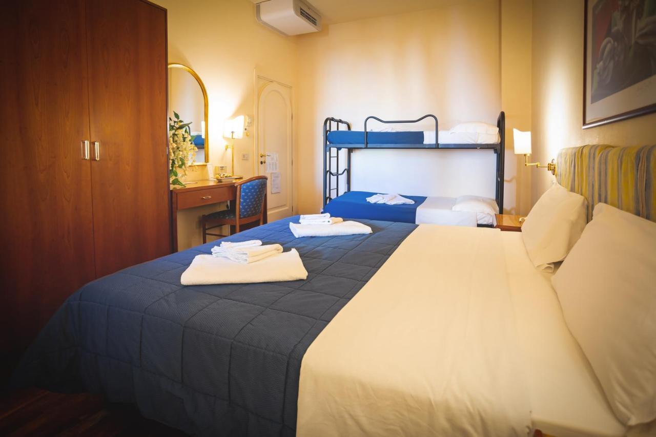 Hotel Posta เชชินา ภายนอก รูปภาพ